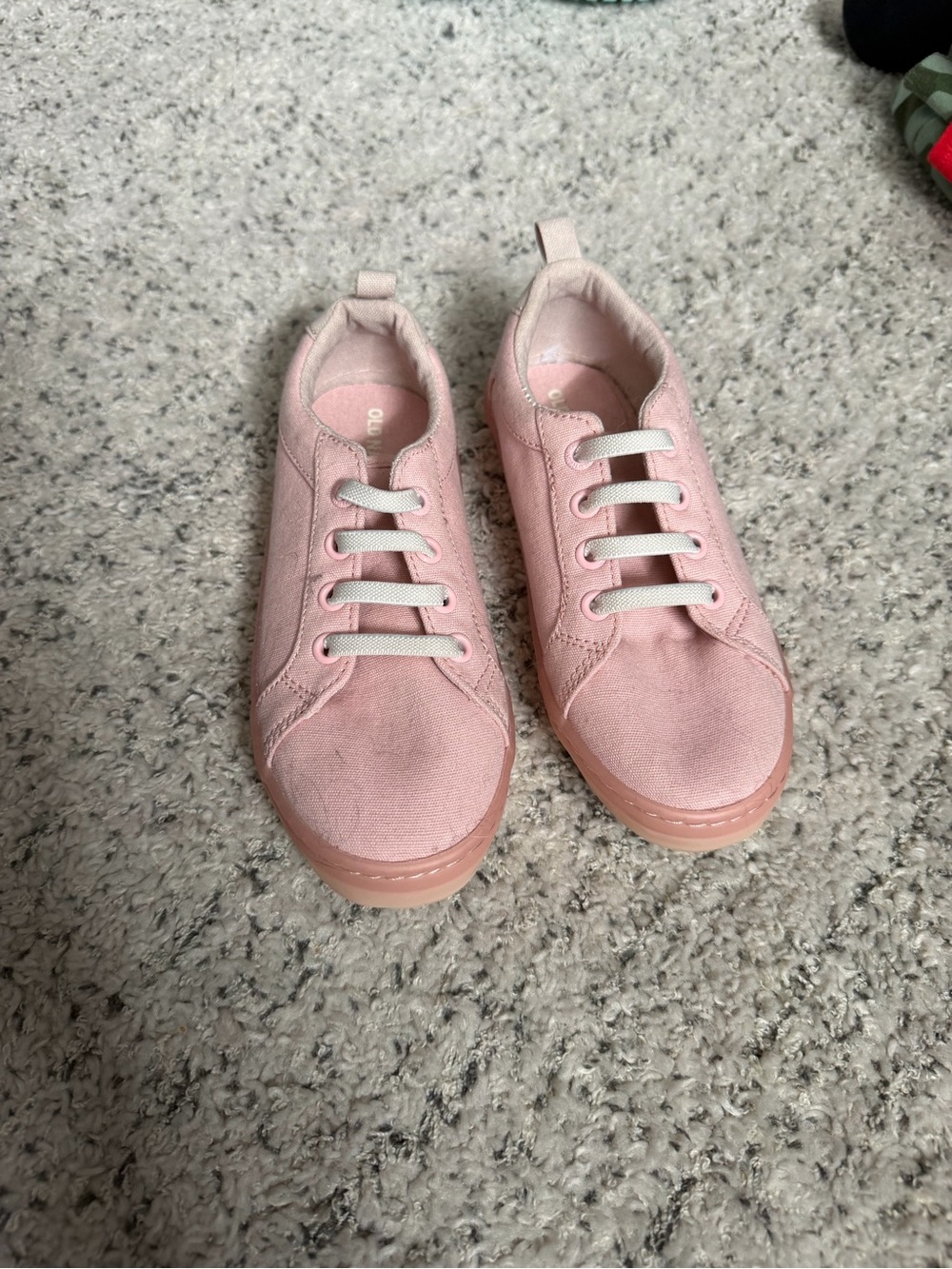 Old Navy Light Pink Kids Canvas Sneakers Euc size 9